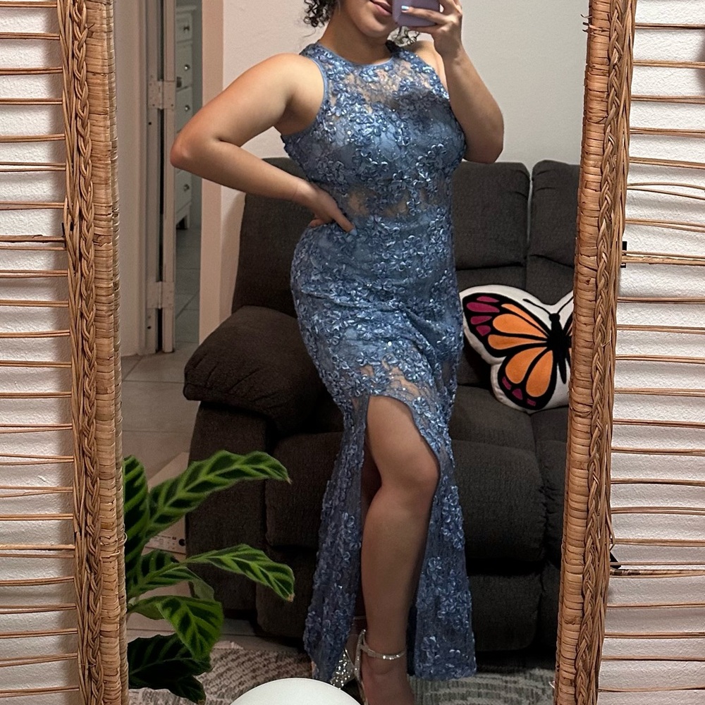 SHO from Tadashi Shoji Ribbon & Sequin Lace Column Gown